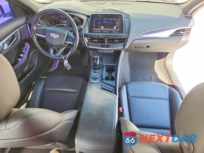 Zdjęcie 8 z 13 samochodu: 2020 CADILLAC CT5 LUXURY VIN:1G6DM5RKXL0138658 - miniatura