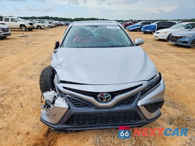 Piąte zdjęcie samochodu w środku: 2023 TOYOTA CAMRY SE VIN:4T1T11AK2PU747176 - miniatura