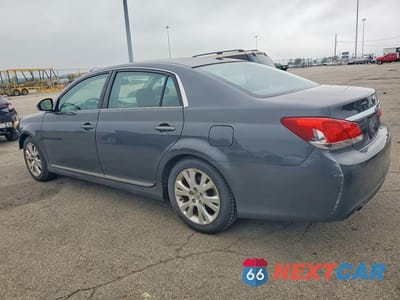 Drugie zdjęcie samochodu z przodu: 2011 TOYOTA AVALON BASE VIN:4T1BK3DB1BU371918 - miniatura