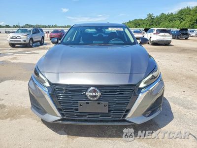 Piąte zdjęcie samochodu w środku: 2024 NISSAN ALTIMA SV VIN:1N4BL4DV4RN320666 - miniatura