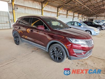 Czwarte zdjęcie samochodu z boku: 2017 LINCOLN MKC RESERVE VIN:5LMTJ3DH8HUL72081 - miniatura