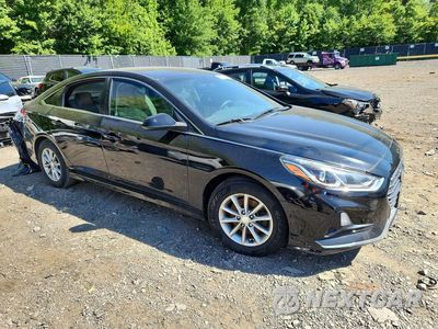 Czwarte zdjęcie samochodu z boku: 2018 HYUNDAI SONATA VIN:5NPE24AF0JH640904 - miniatura
