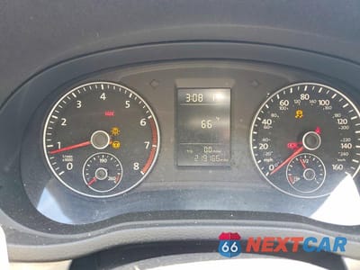 Zdjęcie 9 z 12 samochodu: 2015 VOLKSWAGEN PASSAT S VIN:1VWAT7A39FC004145 - miniatura