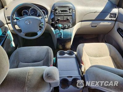 Zdjęcie 8 z 12 samochodu: 2005 TOYOTA SIENNA CE 7 PASSENGER VIN:5TDZA23CX5S358846 - miniatura