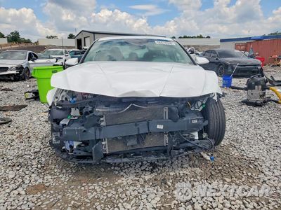 Piąte zdjęcie samochodu w środku: 2025 HYUNDAI ELANTRA HYBRID BLUE VIN:KMHLM4DJ8SU123094 - miniatura