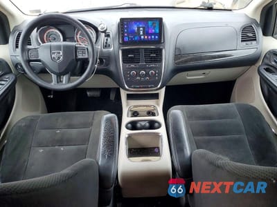 Zdjęcie 8 z 13 samochodu: 2016 DODGE GRAND CARAVAN SXT VIN:2C4RDGCG0GR235110 - miniatura
