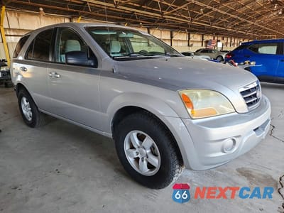 Czwarte zdjęcie samochodu z boku: 2008 KIA SORENTO BASE VIN:KNDJD735285811919 - miniatura