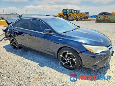 Czwarte zdjęcie samochodu z boku: 2016 TOYOTA CAMRY HYBRID LE VIN:4T1BD1FK2GU192340 - miniatura