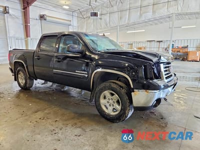 Czwarte zdjęcie samochodu z boku: 2013 GMC SIERRA K1500 SLT VIN:3GTP2WE27DG276473 - miniatura