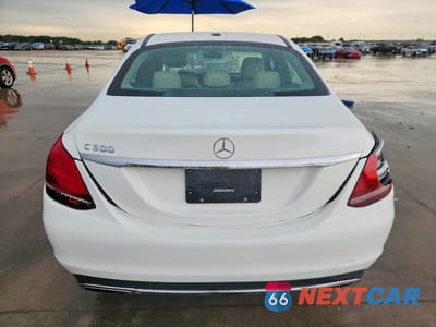 Zdjęcie 6 z 12 samochodu: 2019 MERCEDES-BENZ C 300 VIN:55SWF8DB8KU293989 - miniatura