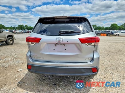 Zdjęcie 6 z 13 samochodu: 2019 TOYOTA HIGHLANDER XLE VIN:5TDKZRFH3KS331137 - miniatura