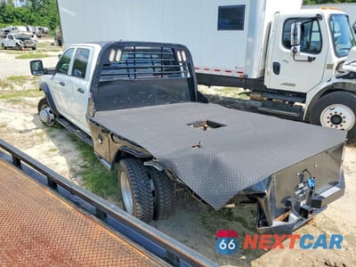 Drugie zdjęcie samochodu z przodu: 2024 RAM 5500 VIN:3C7WRNEL7RG258348 - miniatura