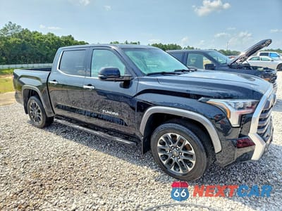Czwarte zdjęcie samochodu z boku: 2026 TOYOTA TUNDRA CREWMAX LIMITED VIN:5TFJA5DB3TX355413 - miniatura