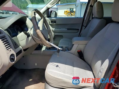 Zdjęcie 7 z 13 samochodu: 2011 FORD ESCAPE XLT VIN:1FMCU9D70BKB82086 - miniatura