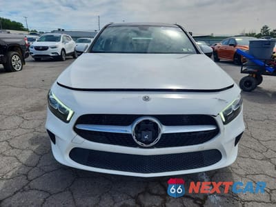 Piąte zdjęcie samochodu w środku: 2020 MERCEDES-BENZ A 220 4MATIC VIN:W1K3G4FB8LJ222203 - miniatura