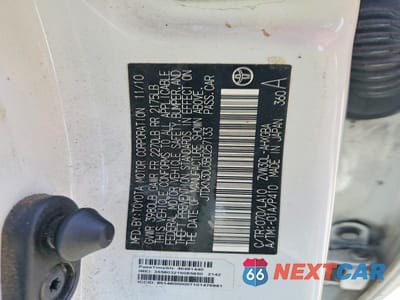 Zdjęcie 13 z 13 samochodu: 2011 TOYOTA PRIUS FOUR VIN:JTDKN3DU3B0257133 - miniatura