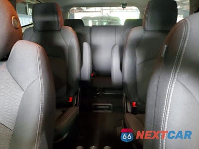 Zdjęcie 10 z 13 samochodu: 2017 CHEVROLET TRAVERSE LT VIN:1GNKVGKD5HJ354547 - miniatura