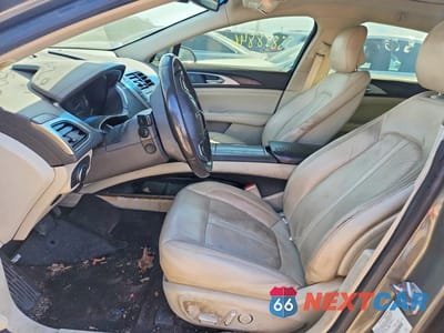 Zdjęcie 7 z 12 samochodu: 2017 LINCOLN MKZ HYBRID RESERVE VIN:3LN6L5MU2HR635059 - miniatura