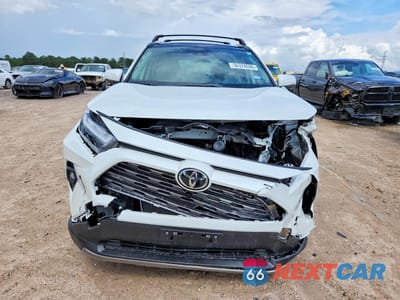 Piąte zdjęcie samochodu w środku: 2025 TOYOTA RAV4 LIMITED VIN:JTMN1RFV5SJ045250 - miniatura