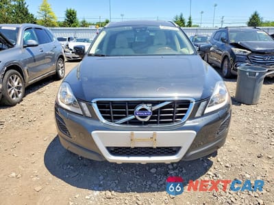 Piąte zdjęcie samochodu w środku: 2012 VOLVO XC60 3.2 VIN:YV4940DZ4C2331755 - miniatura