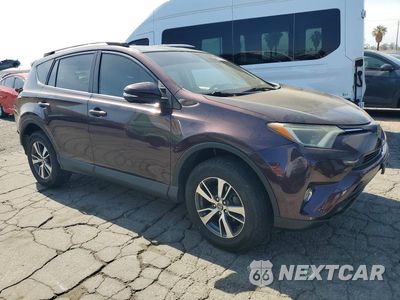 Czwarte zdjęcie samochodu z boku: 2017 TOYOTA RAV4 XLE VIN:2T3WFREV5HW353293 - miniatura