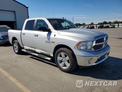 Czwarte zdjęcie samochodu z boku: 2017 RAM 1500 SLT VIN:3C6RR7LT2HG640821 - miniatura