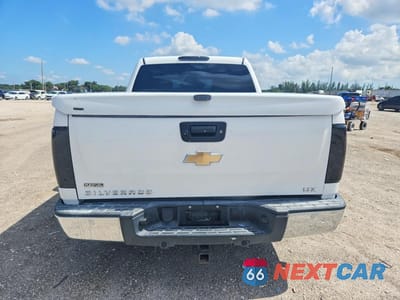 Zdjęcie 6 z 12 samochodu: 2011 CHEVROLET SILVERADO K1500 LTZ VIN:3GCPKTE34BG258176 - miniatura