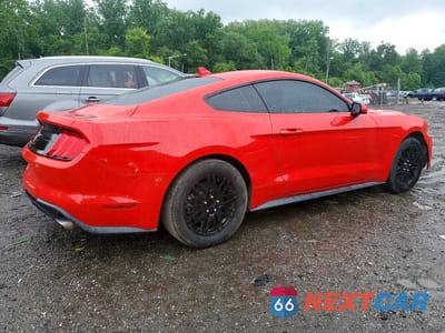 Trzecie zdjęcie samochodu z tyłu: 2020 FORD MUSTANG VIN:1FA6P8TH2L5186952 - miniatura