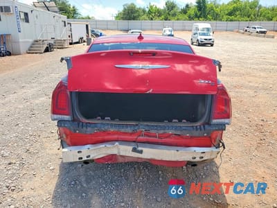 Zdjęcie 6 z 13 samochodu: 2016 CHRYSLER 300 S VIN:2C3CCABG4GH144665 - miniatura