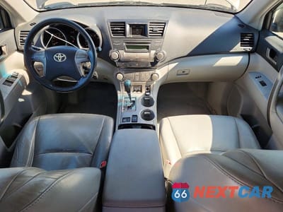 Zdjęcie 8 z 13 samochodu: 2010 TOYOTA HIGHLANDER SE VIN:5TDJK3EH2AS022658 - miniatura