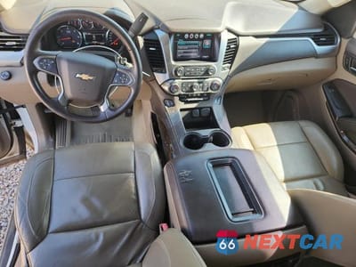 Zdjęcie 8 z 13 samochodu: 2016 CHEVROLET SUBURBAN C1500 LT VIN:1GNSCHKC0GR166912 - miniatura