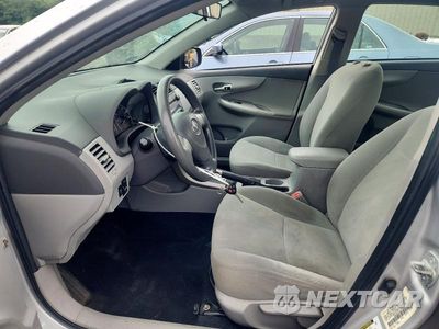 Zdjęcie 7 z 12 samochodu: 2010 TOYOTA COROLLA LE VIN:1NXBU4EEXAZ197046 - miniatura