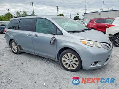 Czwarte zdjęcie samochodu z boku: 2013 TOYOTA SIENNA LIMITED 7-PASSENGER VIN:5TDYK3DC6DS327007 - miniatura