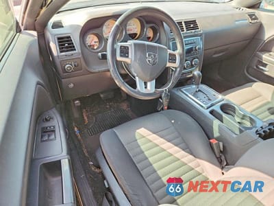 Zdjęcie 8 z 12 samochodu: 2013 DODGE CHALLENGER SXT VIN:2C3CDYAG3DH530402 - miniatura