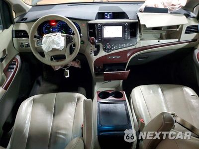 Zdjęcie 8 z 14 samochodu: 2012 TOYOTA SIENNA XLE 8-PASSENGER VIN:5TDYK3DC0CS204706 - miniatura