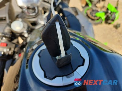 Zdjęcie 8 z 9 samochodu: 2025 KAWASAKI EX500 A VIN:ML5EXGJ10SDA61746 - miniatura