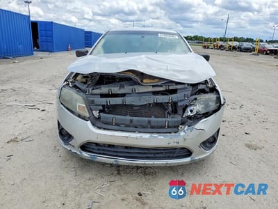 Piąte zdjęcie samochodu w środku: 2010 FORD FUSION SE VIN:3FAHP0HA6AR128827 - miniatura