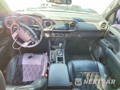 Zdjęcie 8 z 13 samochodu: 2018 TOYOTA TACOMA TRD SPORT VIN:3TMDZ5BN7JM047683 - miniatura