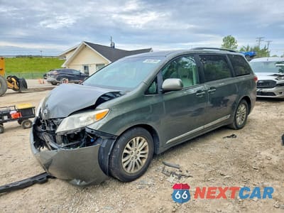 2011 TOYOTA SIENNA XLE 8-PASSENGER 5TDYK3DC3BS048448 - główne zdjęcie licytacji z USA - miniatura