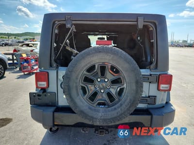 Zdjęcie 6 z 13 samochodu: 2014 JEEP WRANGLER UNLIMITED SPORT VIN:1C4BJWDGXEL255616 - miniatura