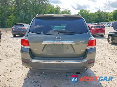 Zdjęcie 6 z 13 samochodu: 2012 TOYOTA HIGHLANDER SE VIN:5TDBK3EH2CS101206 - miniatura