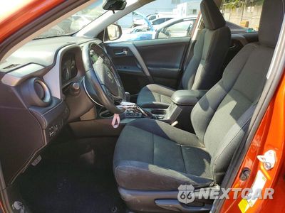Zdjęcie 7 z 13 samochodu: 2016 TOYOTA RAV4 XLE VIN:2T3WFREV5GW254049 - miniatura