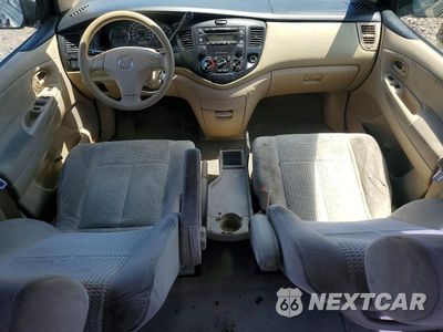 Zdjęcie 8 z 14 samochodu: 2005 MAZDA MPV WAGON VIN:JM3LW28A050536532 - miniatura
