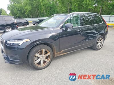 2021 VOLVO XC90 T6 MOMENTUM YV4A22PK8M1751796 - główne zdjęcie licytacji z USA - miniatura