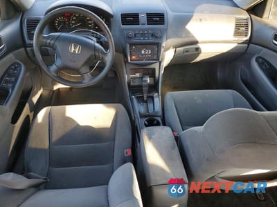 Zdjęcie 8 z 12 samochodu: 2007 HONDA ACCORD SE VIN:1HGCM56387A194637 - miniatura