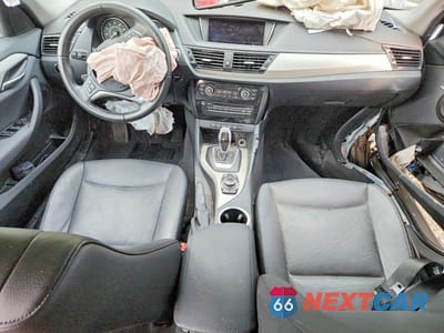 Zdjęcie 8 z 12 samochodu: 2014 BMW X1 XDRIVE28I VIN:WBAVL1C54EVY15125 - miniatura