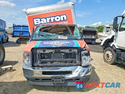 Piąte zdjęcie samochodu w środku: 2022 FORD ECONOLINE E350 SUPER DUTY CUTAWAY VAN VIN:1FDWE3FK0NDC31370 - miniatura