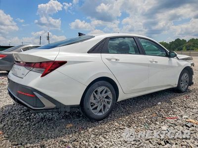 Trzecie zdjęcie samochodu z tyłu: 2025 HYUNDAI ELANTRA HYBRID BLUE VIN:KMHLM4DJ8SU123094 - miniatura
