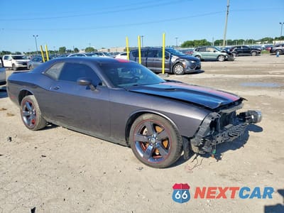 Czwarte zdjęcie samochodu z boku: 2013 DODGE CHALLENGER SXT VIN:2C3CDYAG1DH684171 - miniatura