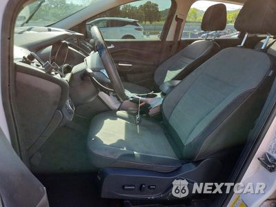 Zdjęcie 7 z 13 samochodu: 2016 FORD ESCAPE SE VIN:1FMCU9G96GUB23598 - miniatura